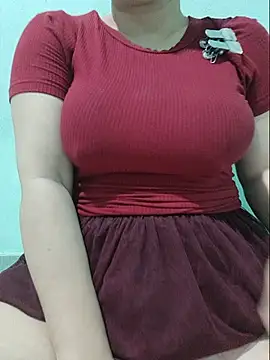 Shine_Mai