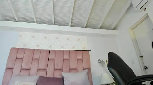emma_castilloo