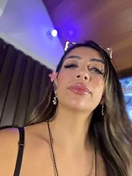 Atenea_cute21 live cam