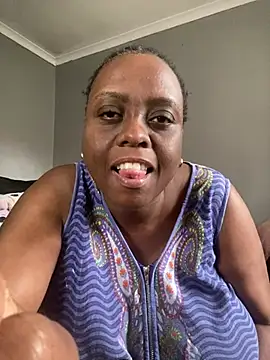 Biggblackboobs