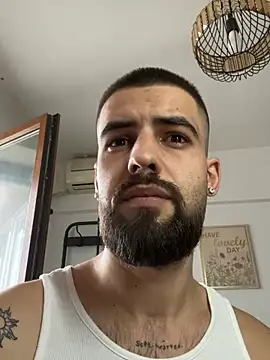 HairyRobxxx live cam on StripChat