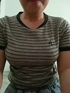 Loly_hana live cam preview