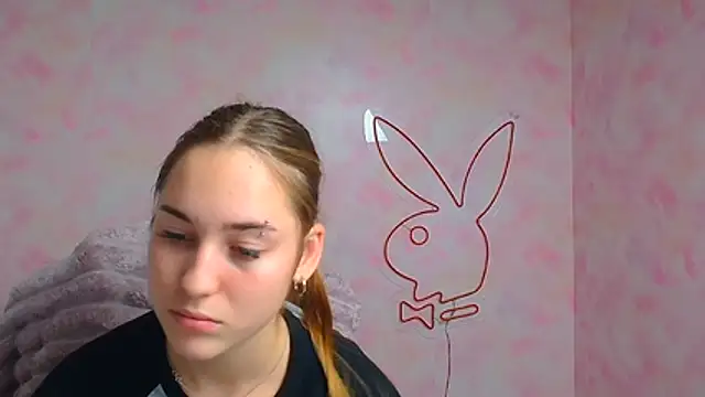Holly_Mooon_