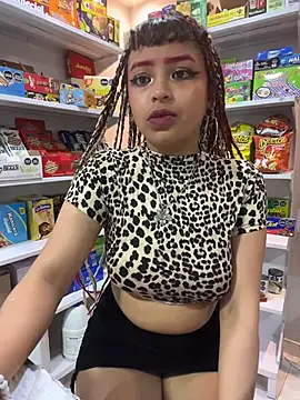 alana_king7