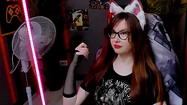 CarolGiggly live cam on StripChat