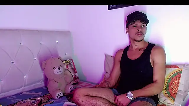 Angel_foxc13 live cam on StripChat