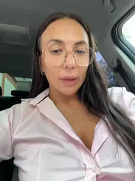 Bunny_Lush live sex cam
