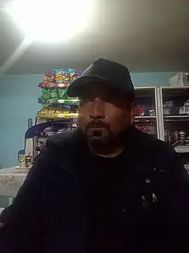 Ernesthot82 live sex cam