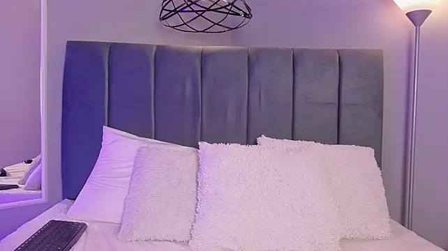 ninna_curly live cam