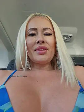 MILFBARBY live cam