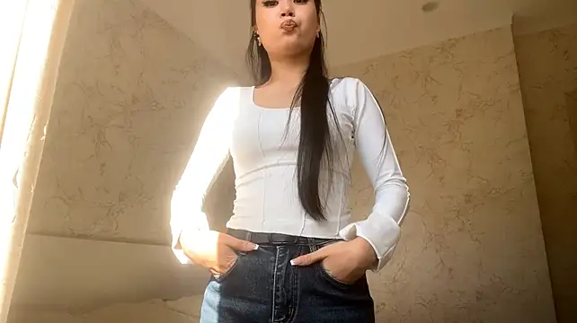 Erinlimma's most recent online snapshot