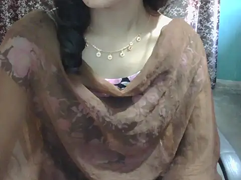 adorable_ayesha (F young) - thoda aur kareeb  aao na 😍😝💋👥