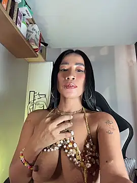AsianMilfSheryl