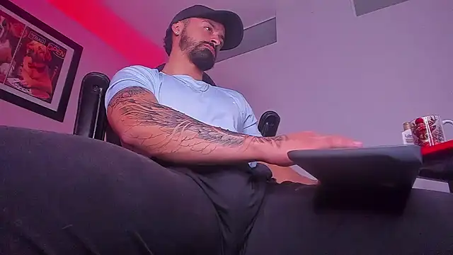 MAXIMUS_MASTER_