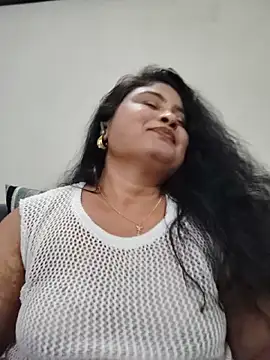 hornyriyanka