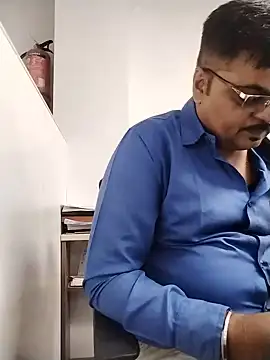 Desi_Lodo_Gujju_Boy live cam