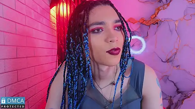 MaeveKuro live cam preview