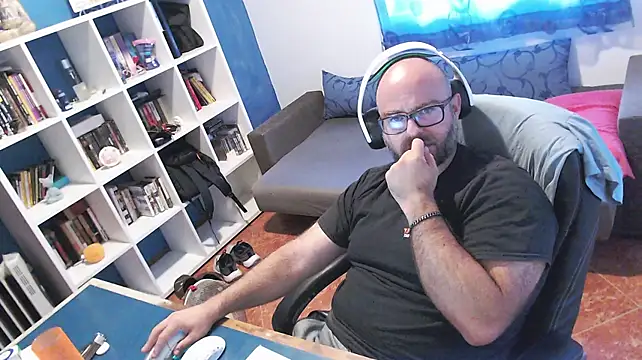 ravingr4d4 live cam on StripChat