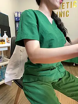 secretly_masturbating live webcam preview - 652 viewers online