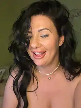 IRISWHITE17