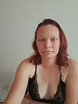 redsparrowXxXx live cam preview