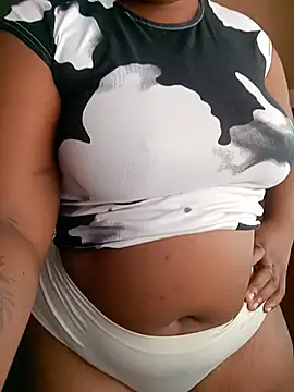 nicolebeeRoyalass