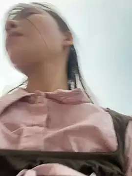 fire-18 (F young) - 学姐在公园Park 搞刺激  完成目标脱内衣