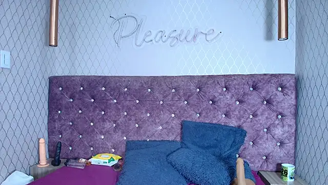 VALENTINA3x