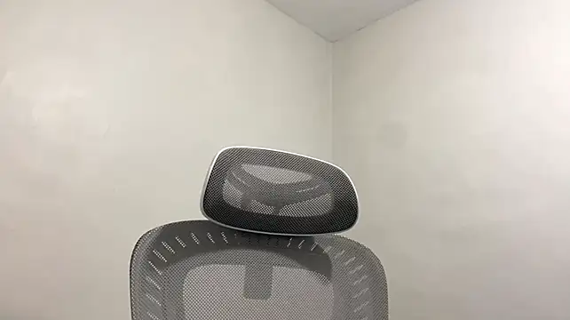 LoisKoski live cam preview