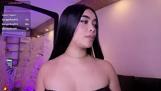 Chloe_monroee