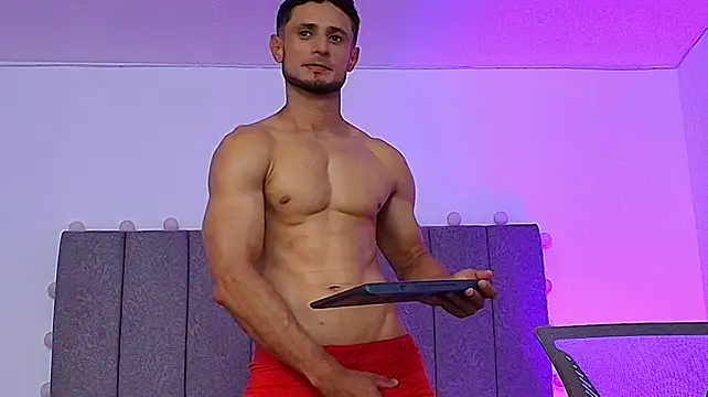 Adonys_Lewis_