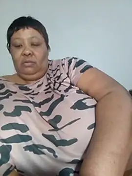 nancy111 (F milf) - Make Me cum and squit in my toy