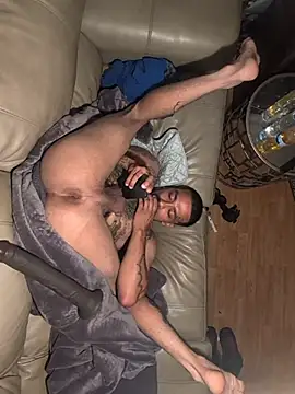 Cnutt310 live cam