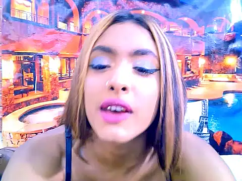 IndianPretty14u2Luv live cam preview