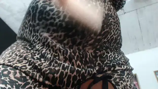Modelo: lucianabigcockxx