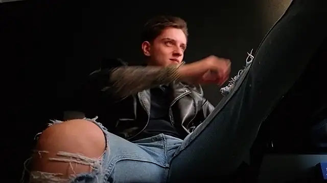 FelixStarkk live cam on StripChat