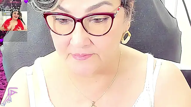 cataleya_mom live cam preview