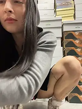 Holly_Play webcam