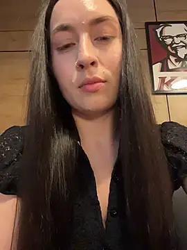 Holly_Play