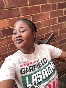 TThickblackpussy1 live cam on StripChat