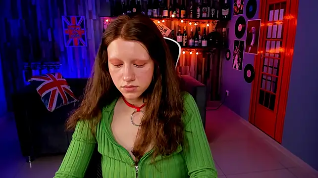 lidadarknet (F teen) - oil show on tits- video in dm