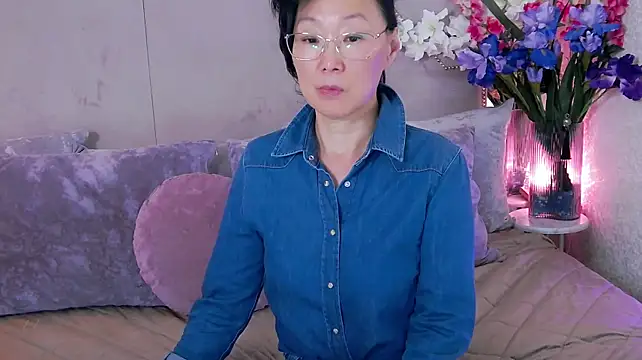 S_andra_ live cam on StripChat