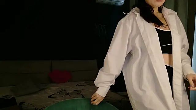 Di_na_Bell live cam on StripChat