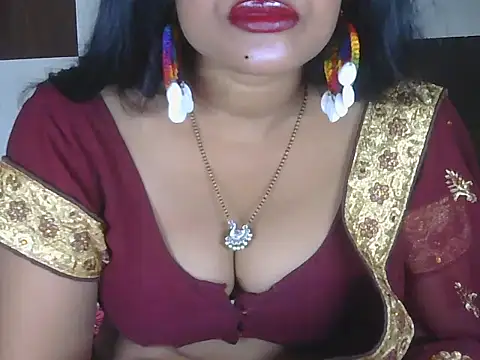 hotee_bhabi live cam on StripChat