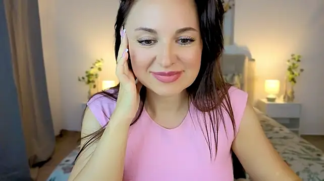 miss_moana_ (F milf) - show the color of the panties 🎀