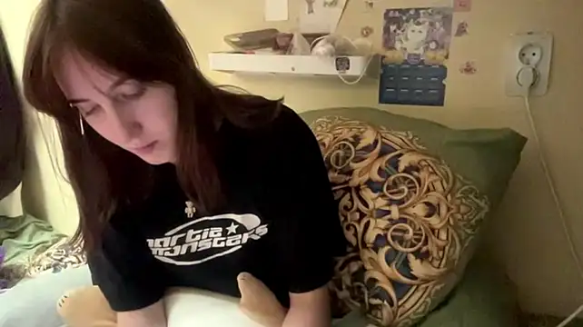 AquilineOrites live cam on StripChat