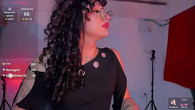 Heka_Prudence live cam on StripChat