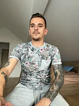 Huge_cock22cm