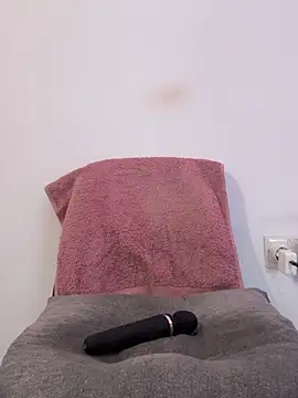 amaliamarkova_ (F young) - Last tipper wins surprise video🎁