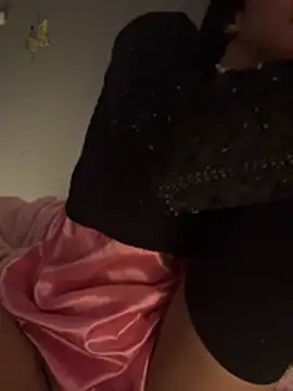 Michelle_dial live cam on StripChat